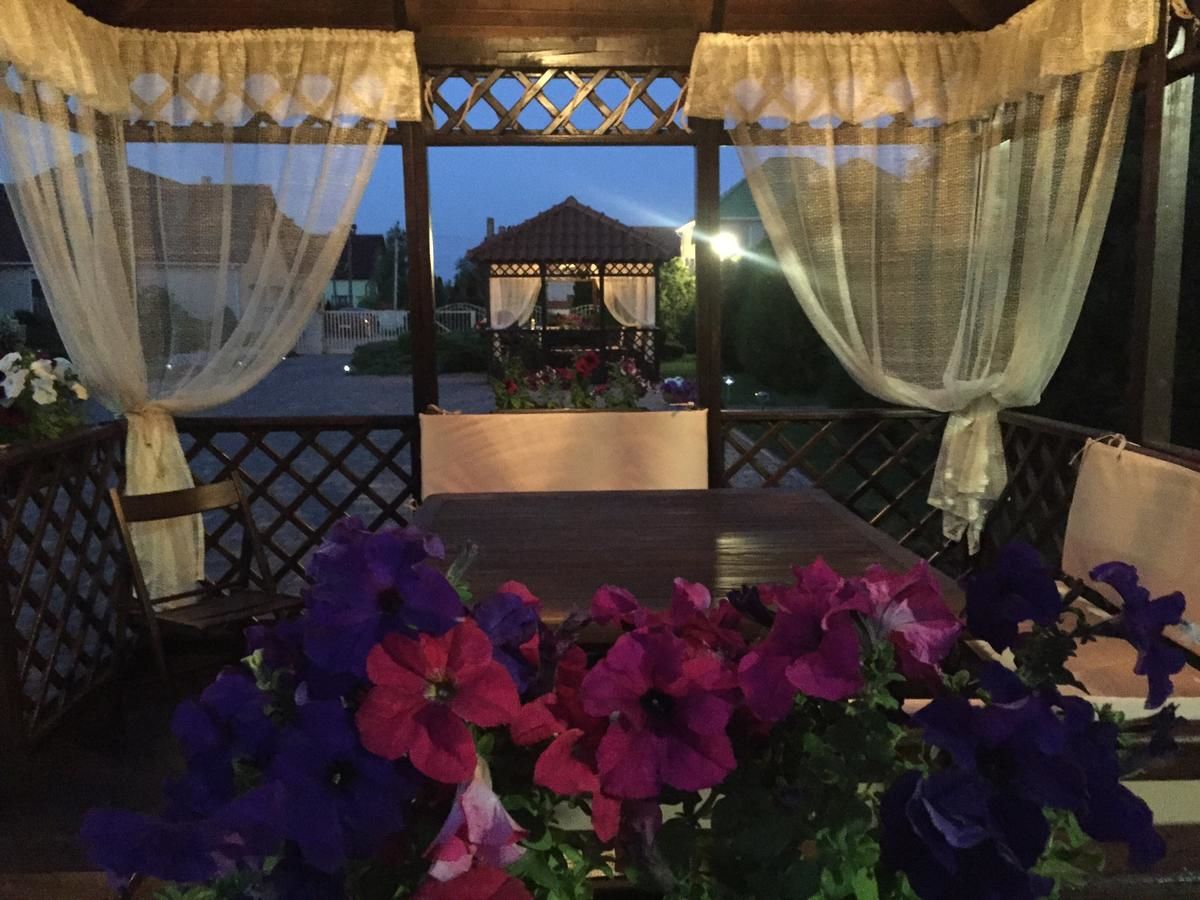 Отель Veles Hotel Фонтанка-14