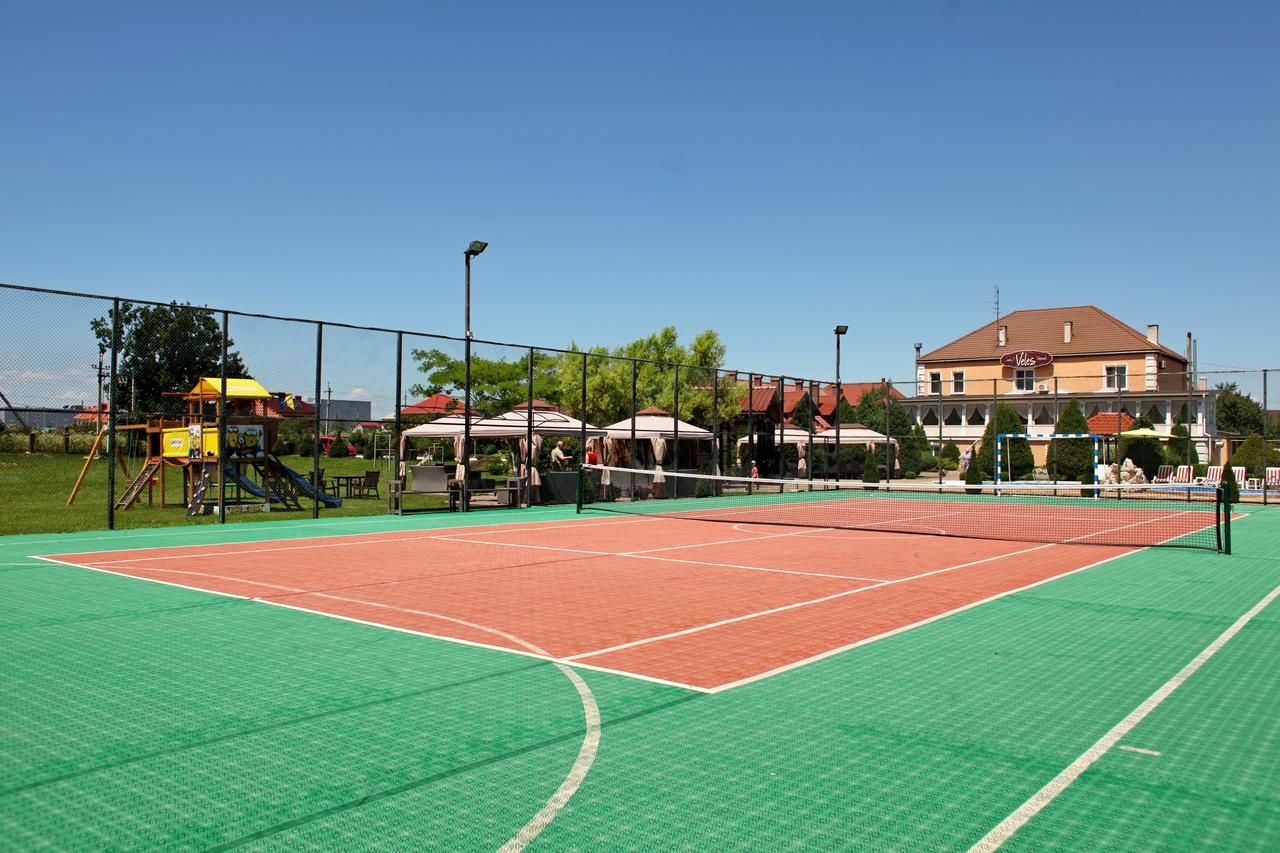 Отель Veles Hotel Фонтанка-6
