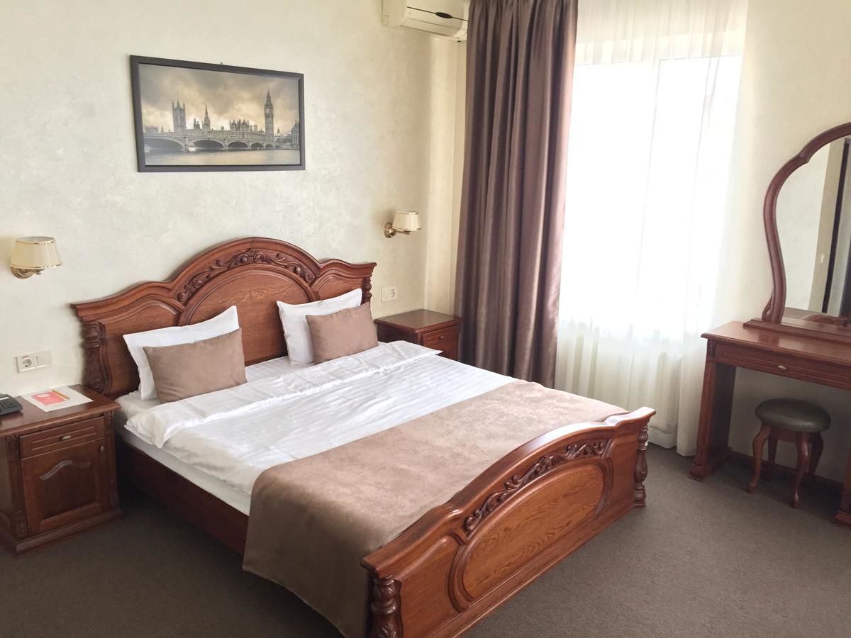 Отель Veles Hotel Фонтанка