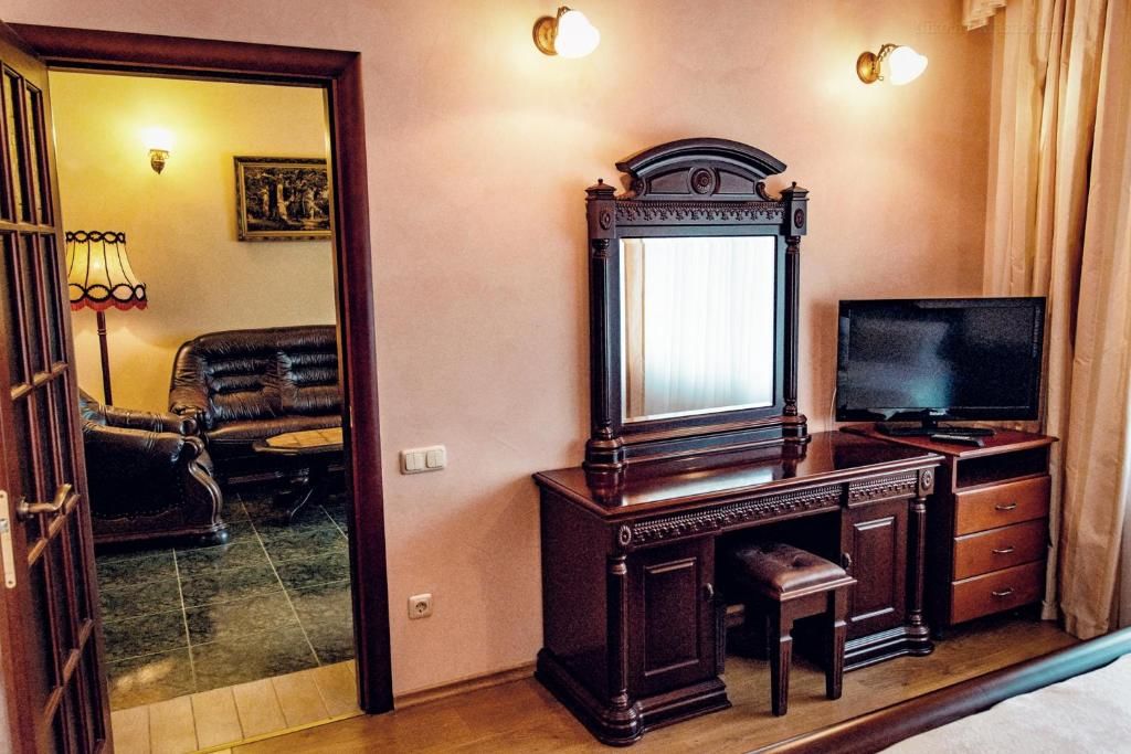 Отель Veles Hotel Фонтанка